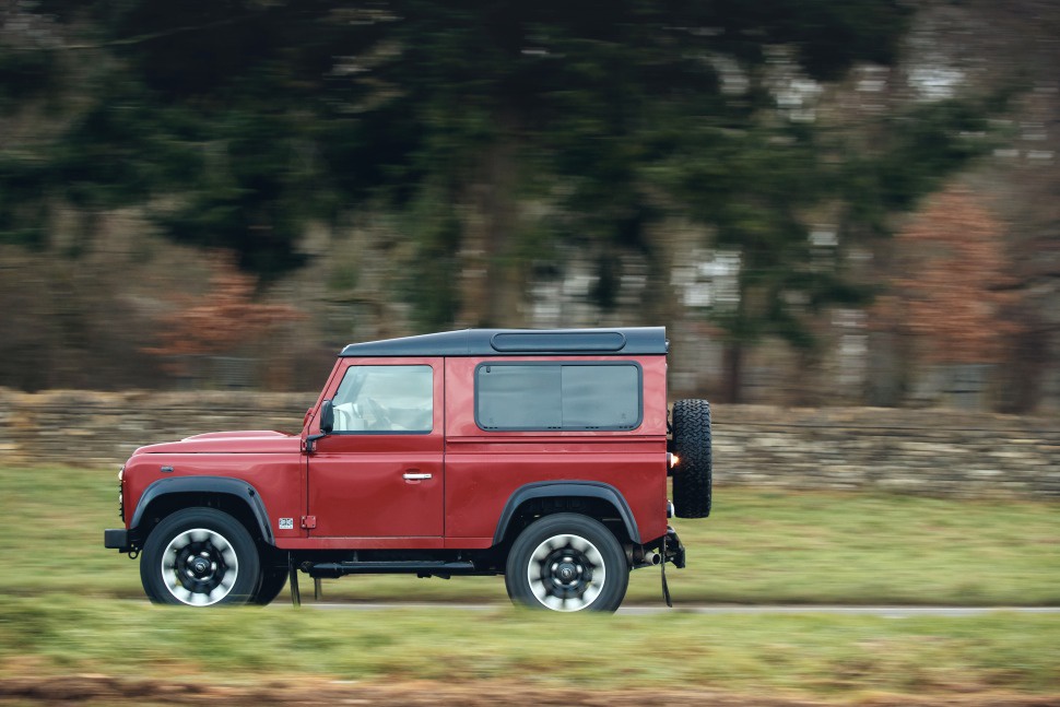Land Rover Defender technical specifications and fuel economy